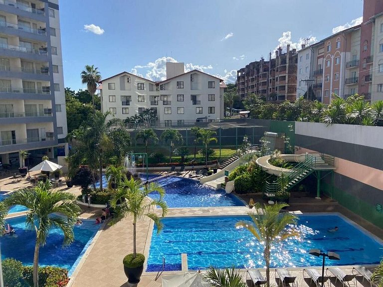 Apto em Rio Quente com ótima área de lazer