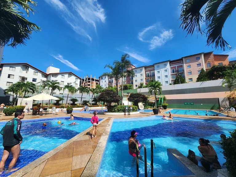 Apto em Rio Quente com ar na sala e suíte