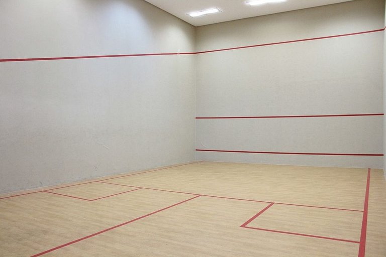 Apto em Rio Quente com ar na sala e suíte