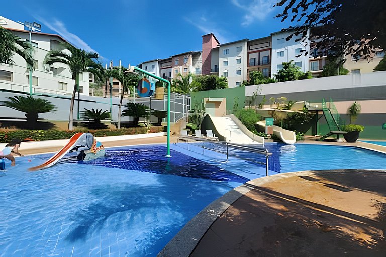 Apto em Rio Quente com linda vista pras piscinas