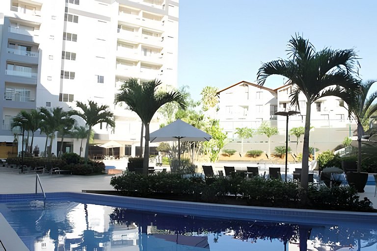 Apto em Rio Quente c/vista piscina e ar cond suíte