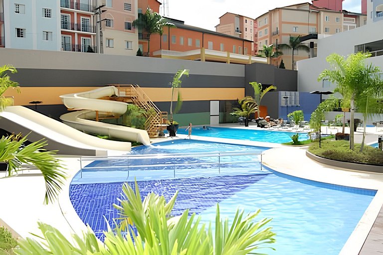 Apto em Rio Quente com linda vista pras piscinas