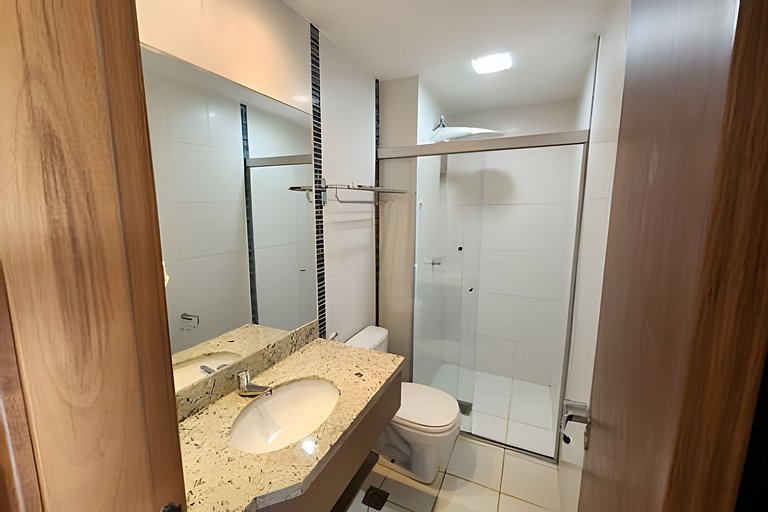 Apto em Rio Quente com ar na sala e suíte