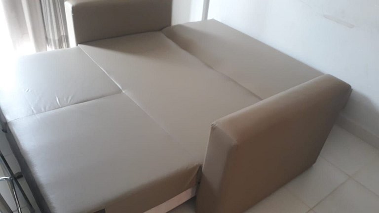 Apto em Rio Quente com ar na sala e suíte