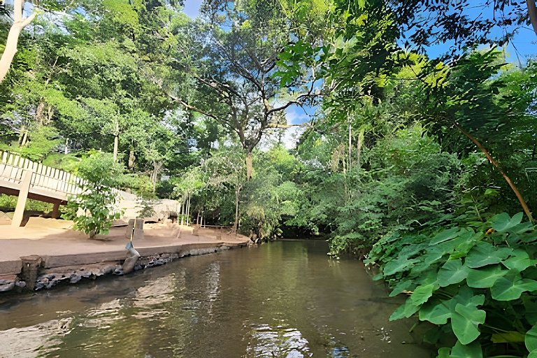 Apto no Park Veredas com acesso ao rio