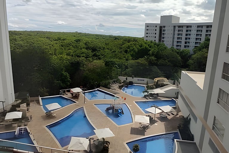 Apto no Park Veredas com acesso ao rio
