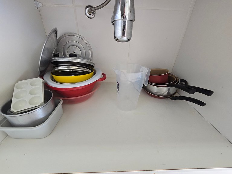 Apto em Rio Quente com ar na sala e suíte