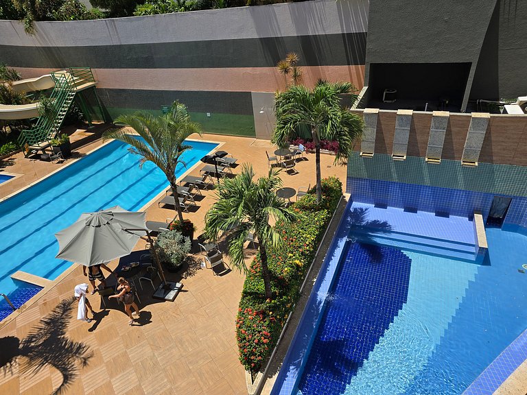 Apto em Rio Quente com ótima área de lazer