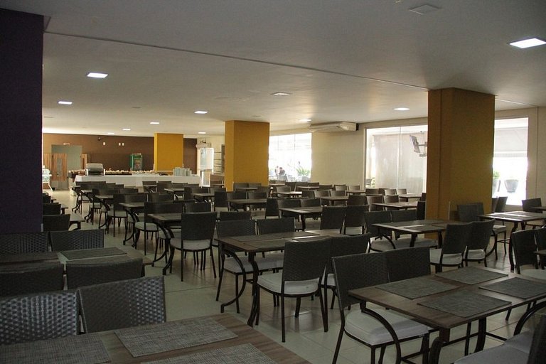 Apto Rio Quente - Ar cond na suíte e vista piscina