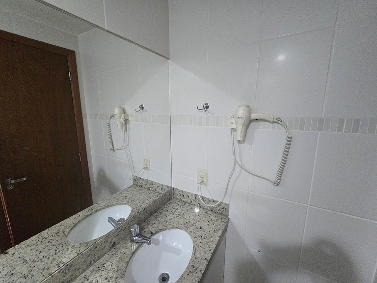 Apto em Rio Quente - Suíte c/Ar Cond e Linda Vista