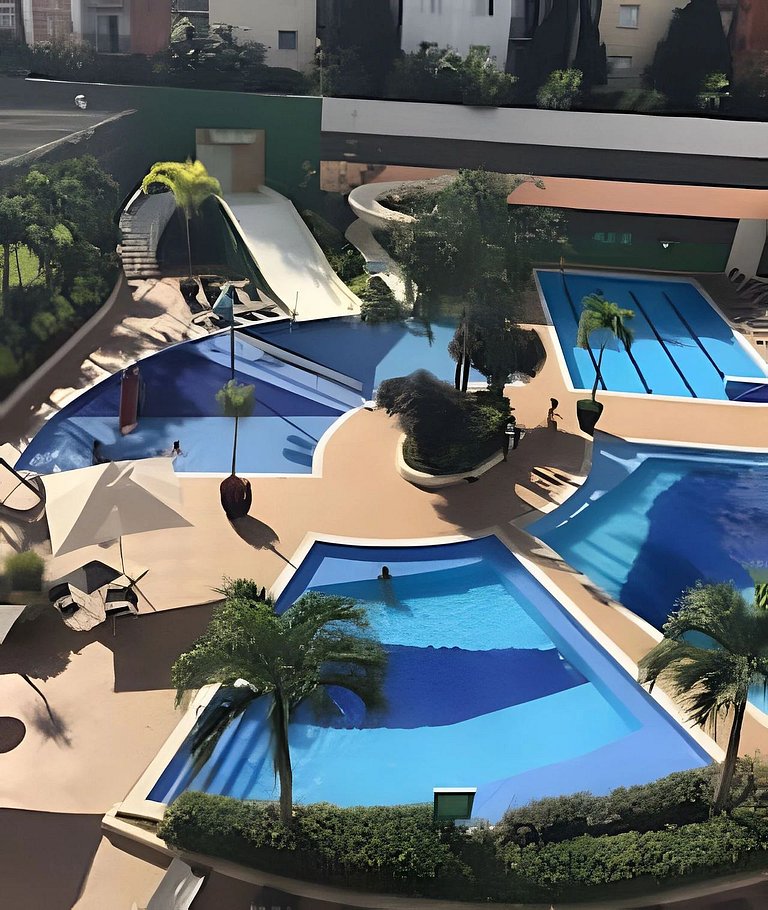 Aptos em Rio Quente para até 15 pessoas.